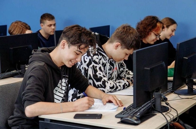 Ученики Академии ТОР