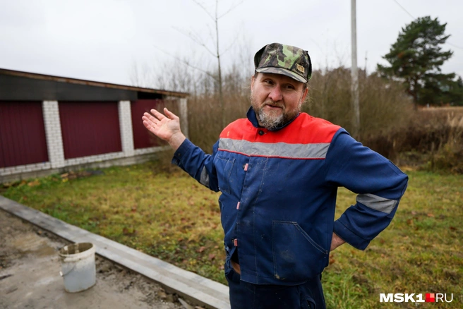 Михаил живет в Тимохово уже 20 лет | Источник: Артем Устюжанин / MSK1.RU