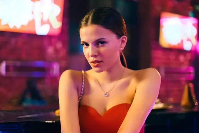 Источник: кадр из сериала «Ландыши. Такая нежная любовь» (18+), реж. Александр Карпиловский, «НМГ Студия», 2025 год