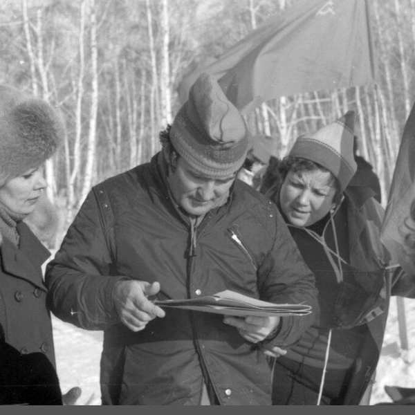 На этом фото запечатлены лыжные соревнования | Источник: pastvu.com