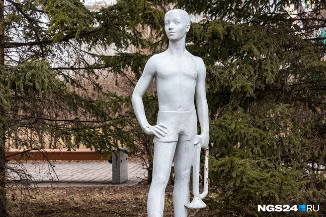 А вот у советского горниста все хорошо | Источник: Мария Ленц / NGS24.RU