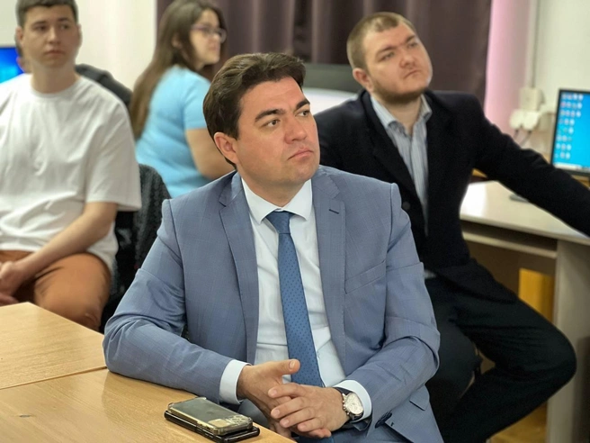 Ректор Башкирской академии госслужбы Данияр Абдрахманов | Источник: БАГСУ / vk.com