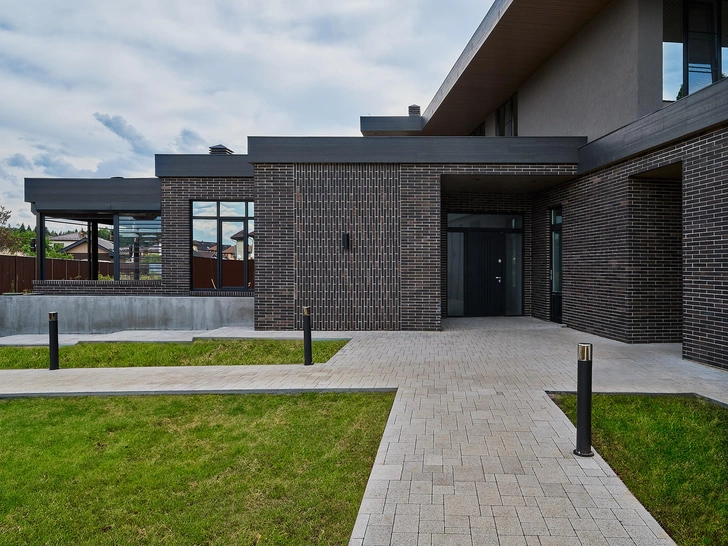 Источник: Ник Руденко. Стиль: Елена Середа, Алена Буканова