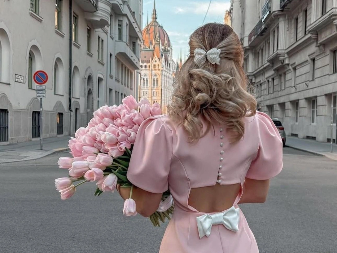 Что подарить на 8 Марта: идеи для мамы, подруги, коллеги и девушки | marieclaire.ru