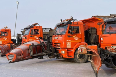 В Новосибирской области на уборку трасс выходят до 700 машин ежедневно