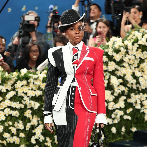 Жанель Монэ в Thom Browne | Источник: Shutterstock
