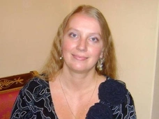 Присылала график зачатия, караулила у дома: 45-летняя учительница сошла с ума из-за желания родить от 9-классника