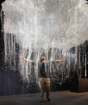It All Comes From Above: инсталляция-облако Lasvit в Милане