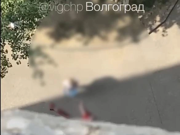 Трагедия произошла днем 13 сентября в Кировском районе | Источник: Vlgchp / T.me