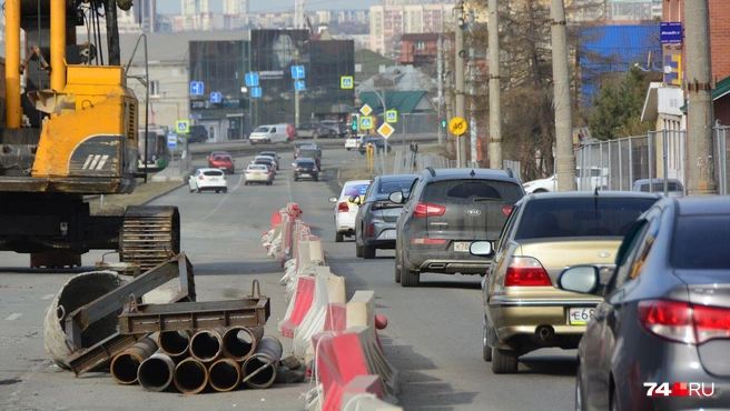 На проспекте Победы для движения открыта одна полоса. Ее закроют уже в ближайшую субботу | Источник: Артем Краснов