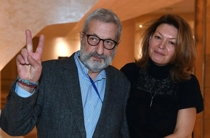 По слухам, через несколько лет после смерти Полищук Цигаль вновь женился