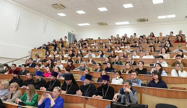 Проект объединяет православное просвещение, патриотическое воспитание и гуманитарную подготовку | Источник: пресс-служба Законодательного Собрания Краснодарского края