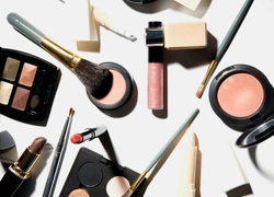 Красота требует жертв: как правильно экономить на косметике