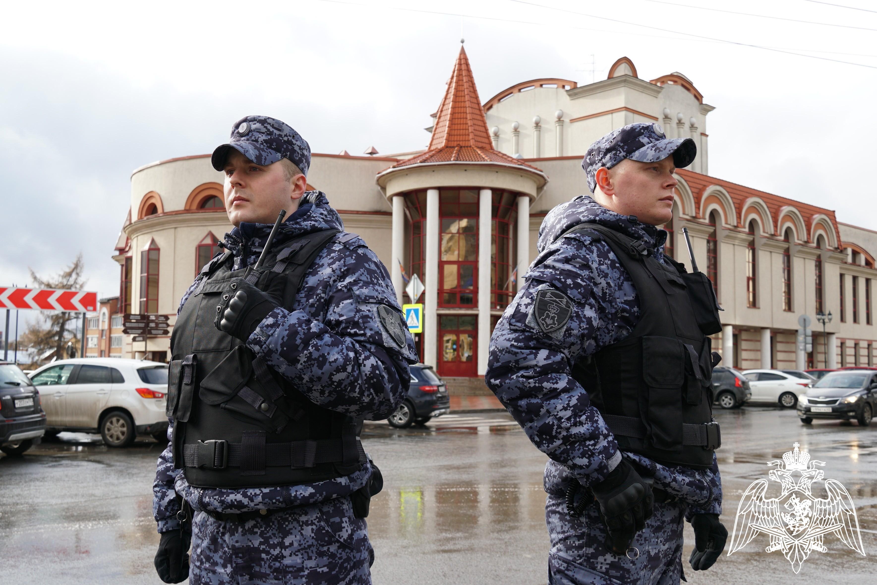 Росгвардейцы в Кирове задержали подозреваемого в грабеже