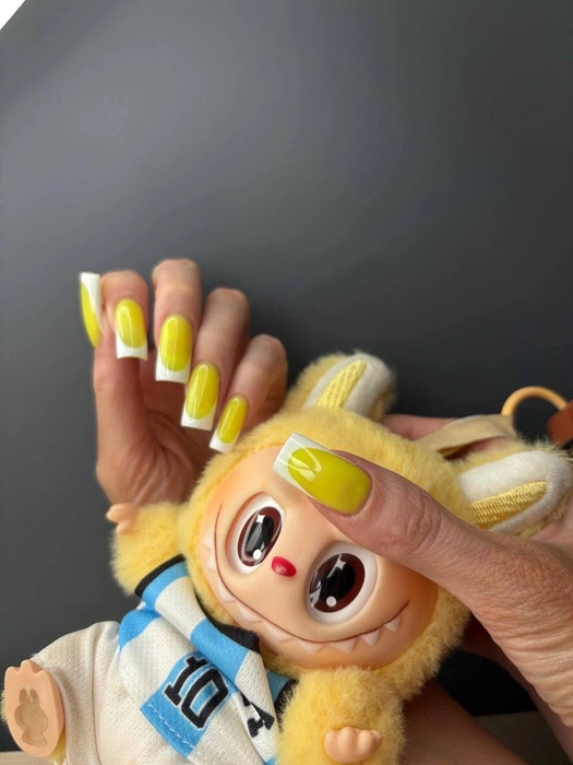 Источник: nailatelier_ekb / Instagram.com (экстремистская организация, деятельность запрещена на территории РФ)