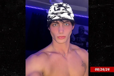 TikTok-блогер отрицает обвинения в покупке детского порно
