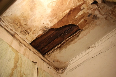 Мать шестерых в Зиме не может переселиться из аварийного дома