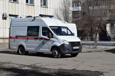 В Кургане под окнами дома найдено тело ребенка