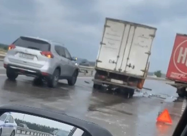 На Солотчинском шоссе под Рязанью произошла массовая авария | ya62.ru
