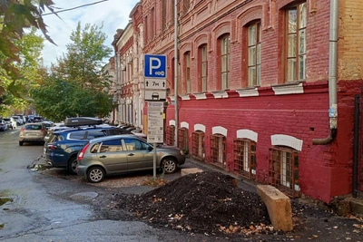 В Волгограде отменили штраф за платную парковку, которой не существует