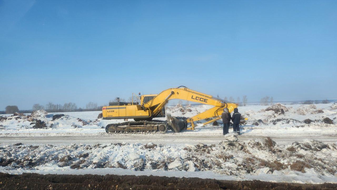 «Кто-то что-то украл»: Хабиров проехал по темной трассе за 4 миллиарда и пригрозил прокуратурой