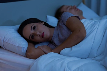 «Ушла от парня, потому что думала, что разлюбила. Теперь мысли о нем мешают мне любить мужа»