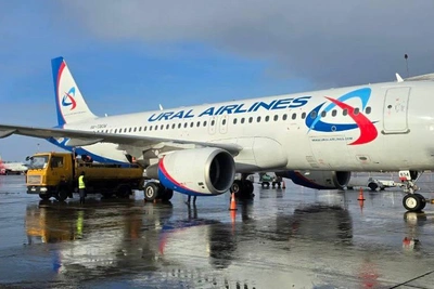 Пассажирам заменили самолет после вынужденного возврата