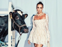 Бузова научилась доить коров, клонировать и стрелять из лука — финал шоу «Ольга Вузова. Улыбаемся и пашем»