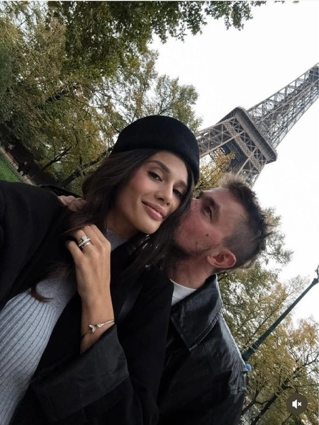 В 2023 году Саша Петров шокировал поклонников неожиданной женитьбой