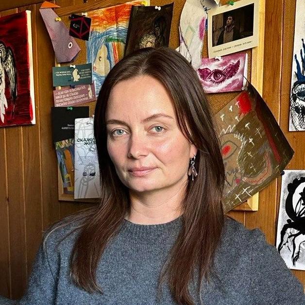 <p>Елена Тевс</p>