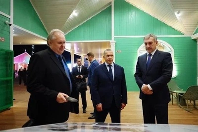 Имамеев поздравил Кожемяко и поблагодарил Трутнева