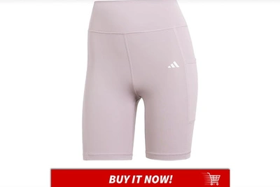 Скидки на женскую спортивную одежду в День президентов