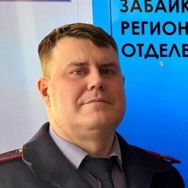 <p>Эдуард Иванов</p>