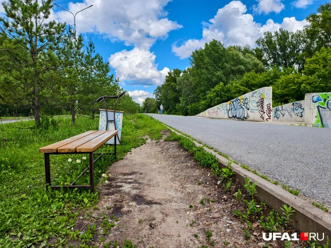 Скамейки есть, тоже хорошо | Источник: Булат Салихов / UFA1.RU