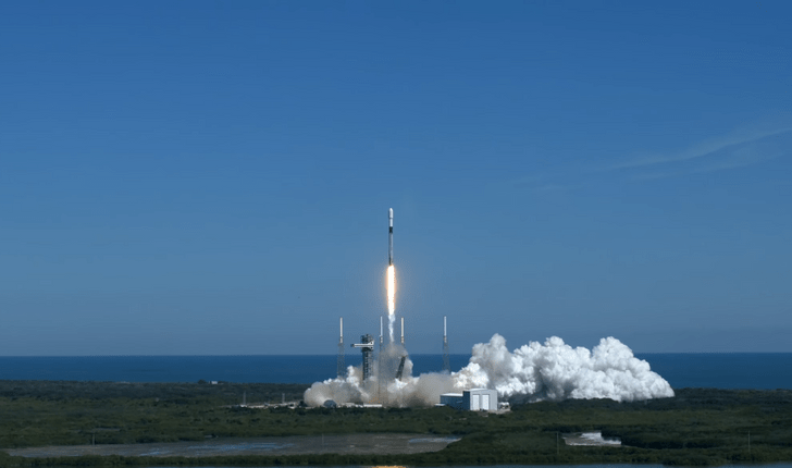 Грузовой корабль Cygnus впервые отправился к МКС на ракете Falcon 9