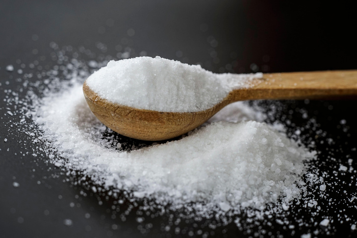 Что будет, если съедать больше 1 чайной ложки соли в день? Объясняют врачи