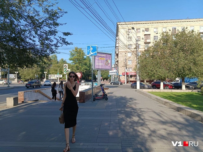 Маленькие черные платья популярны среди девушек всех возрастов | Источник: Елена Рублёва
