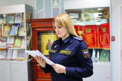 Приставы помогли взыскать зарплату специалисту по возврату долгов