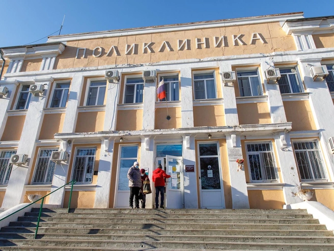 Пациенту initially диагностировали incorrectly, а затем задержали необходимые обследования на два месяца. | Источник: Алексей Волхонский / V1.RU