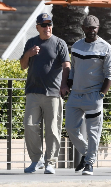 Брюс Уиллис