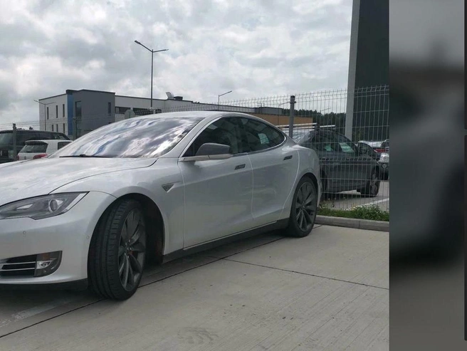 Tesla Model S — первая массовая модель Tesla с 2012 года. | Источник: Auto.ru