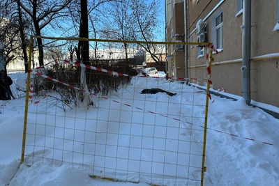 Ледяная глыба убила пенсионерку на юге Москвы