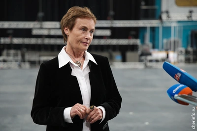 Первая сводная репетиция выпускного бала прошла в Ледовом дворце