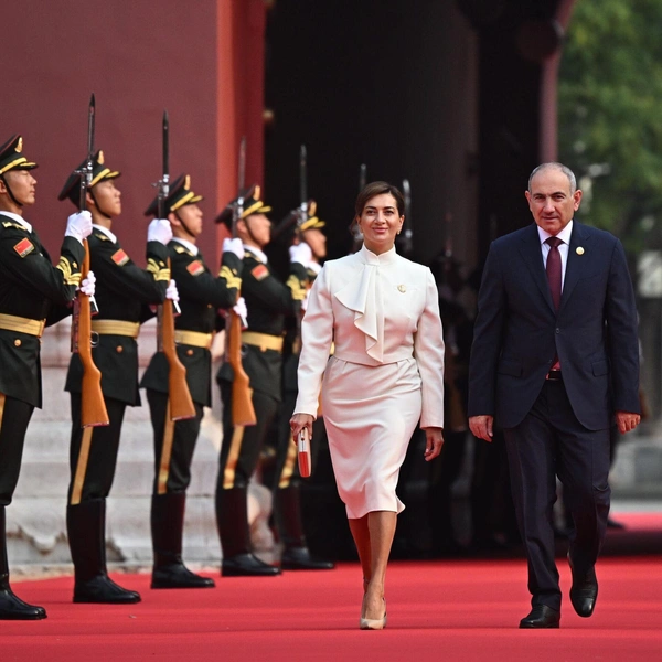 «Завершение гражданского брака»: Никол Пашинян и Анна Акопян расстались или поженились? | Источник: Sputnik/Сергей Бобылев