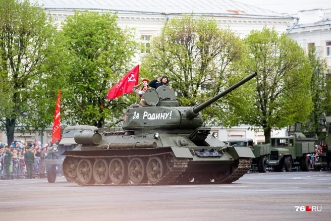 В 10:30 начнется парад Победы на Советской площади | Источник: Александра Савельева