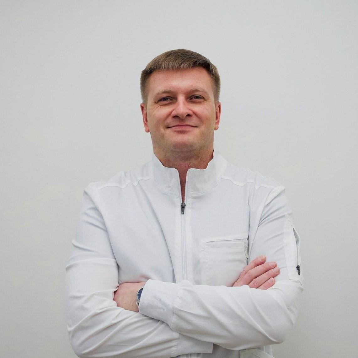 Леонид Перекрест