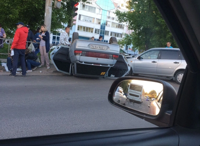 На Касимовском шоссе перевернулся ВАЗ | ya62.ru