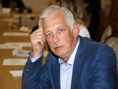 Сын Владимира Басова попал в беду и умоляет о помощи