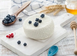 Что приготовить из творога: 4 простых и вкусных рецепта