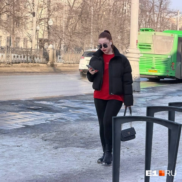 В городе уже царит весенняя атмосфера  | Источник: Дарья Манохина / E1.RU
